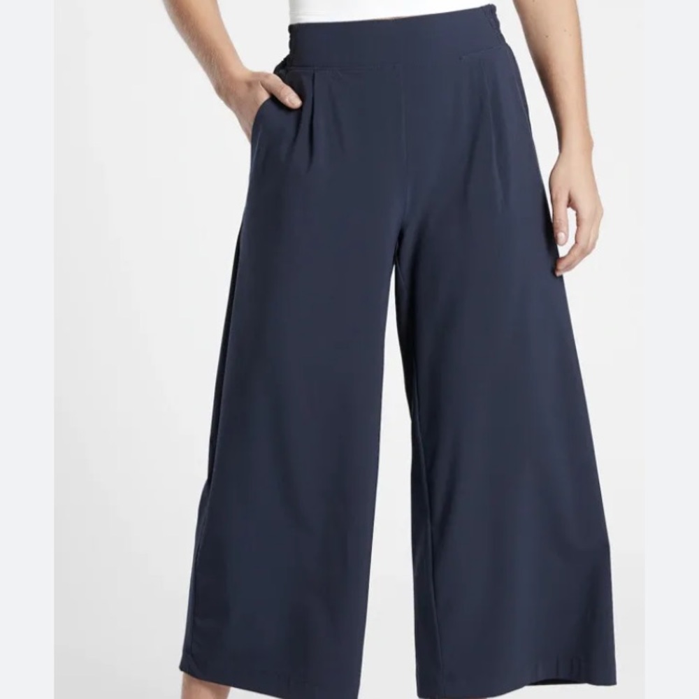 Brookyn wide leg crop black size 6